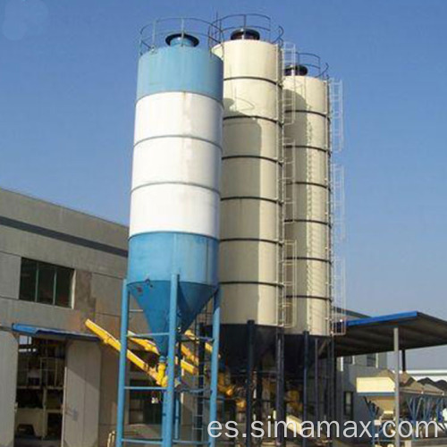 Pequeña planta de lotes de hormigón con cemento con silo de cemento